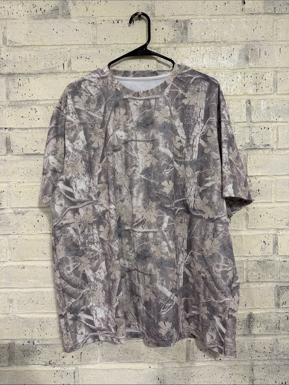 Men's Short Sleeve Camouflage Crew Neck T-Shirt - Gray/Cream